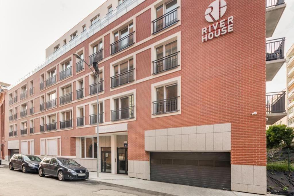 Modern Riverside Apartment With Free Parking Space Szczecin Exterior foto