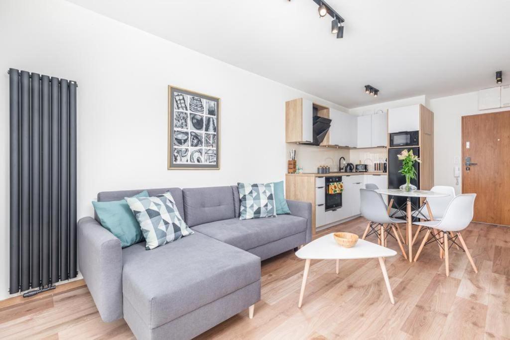 Modern Riverside Apartment With Free Parking Space Szczecin Exterior foto